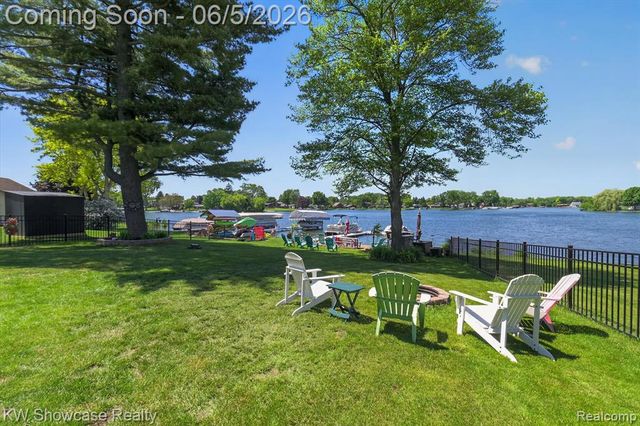3415 Highland Boulevard, Highland, MI 48356