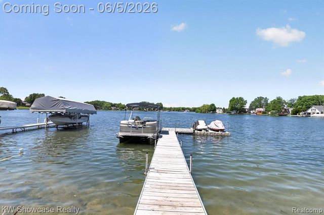 3415 Highland Boulevard, Highland, MI 48356