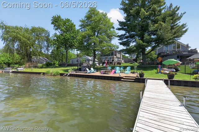 3415 Highland Boulevard, Highland, MI 48356