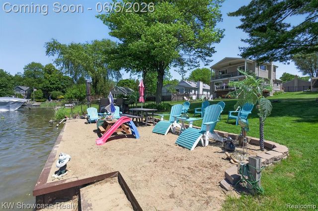 3415 Highland Boulevard, Highland, MI 48356