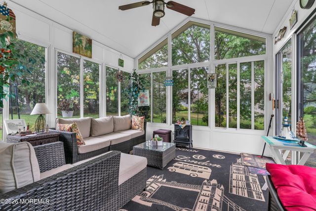 2 Pine Valley Court, Lakewood, NJ 08701