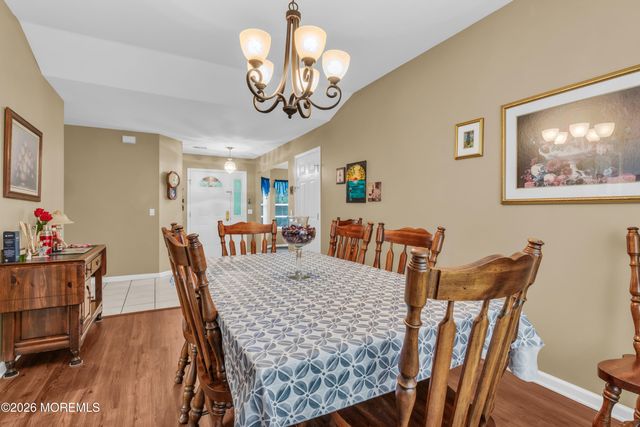 2 Pine Valley Court, Lakewood, NJ 08701