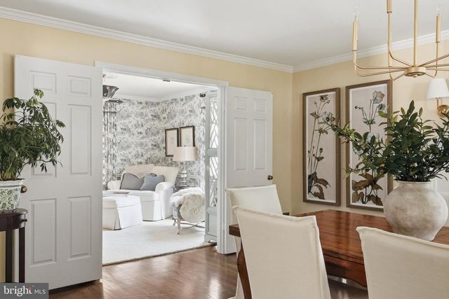 10204 YELLOW PINE DR, Vienna, VA 22182