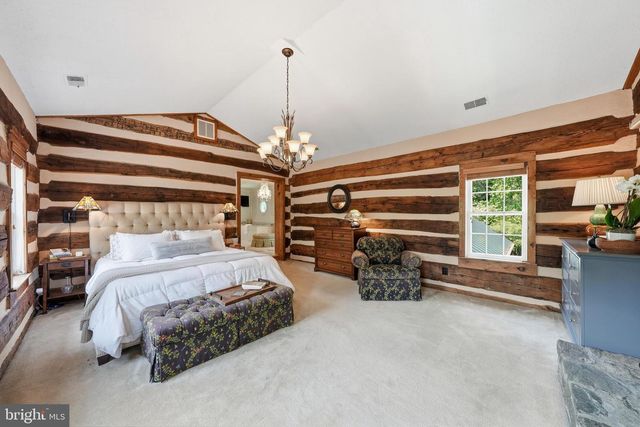 10204 YELLOW PINE DR, Vienna, VA 22182