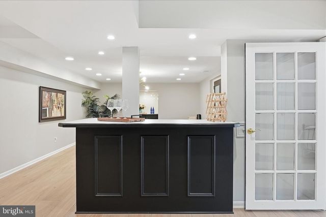 10204 YELLOW PINE DR, Vienna, VA 22182