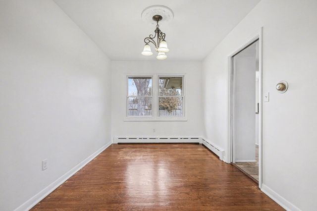 1463 48th Street SE, Kentwood, MI 49508