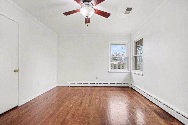 1463 48th Street SE, Kentwood, MI 49508