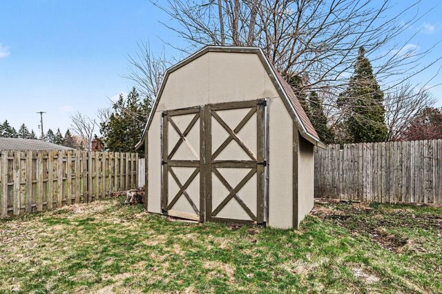 1463 48th Street SE, Kentwood, MI 49508