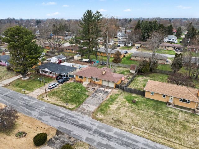 1463 48th Street SE, Kentwood, MI 49508