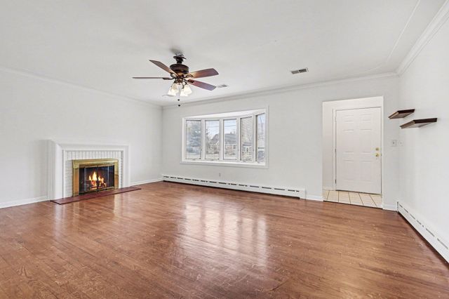 1463 48th Street SE, Kentwood, MI 49508