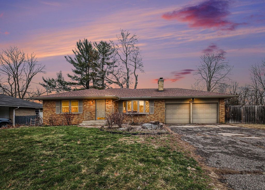 1463 48th Street SE, Kentwood, MI 49508