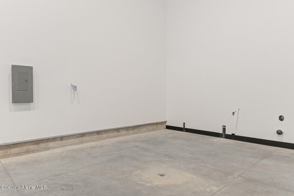 1189 Woodland Dr, Sandpoint, ID 83864 photo 27