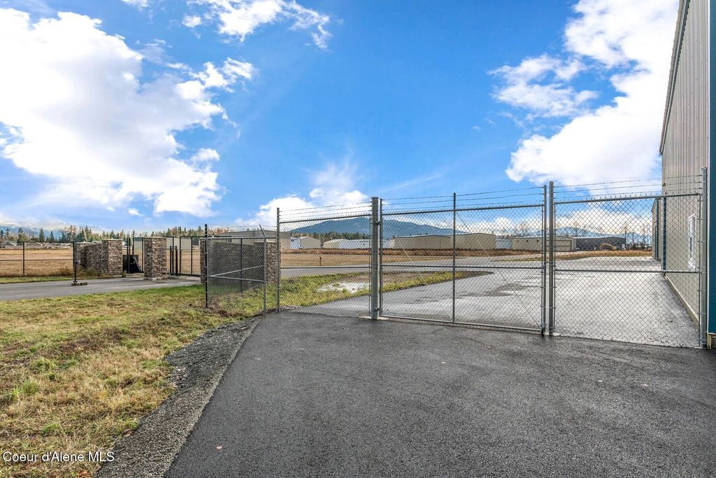 1189 Woodland Dr, Sandpoint, ID 83864 photo 8