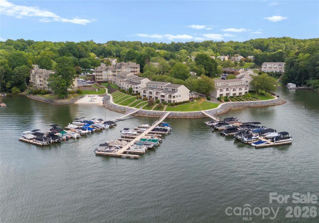 14617 Waterside Drive, Charlotte, NC 28278