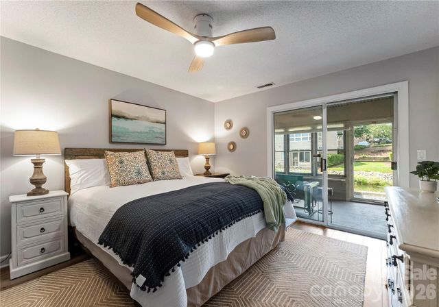 14617 Waterside Drive, Charlotte, NC 28278