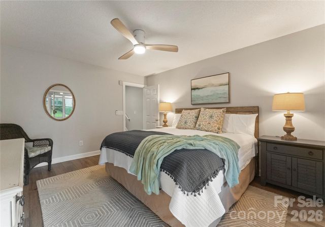 14617 Waterside Drive, Charlotte, NC 28278