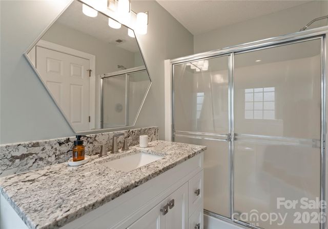 14617 Waterside Drive, Charlotte, NC 28278