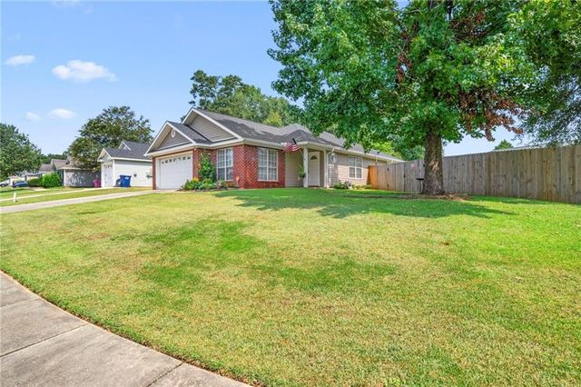 8650 Hamilton Bridges Drive S, Mobile, AL 36695