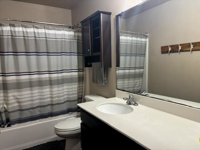 2220 Mangrove Dr, Portland, TX 78374