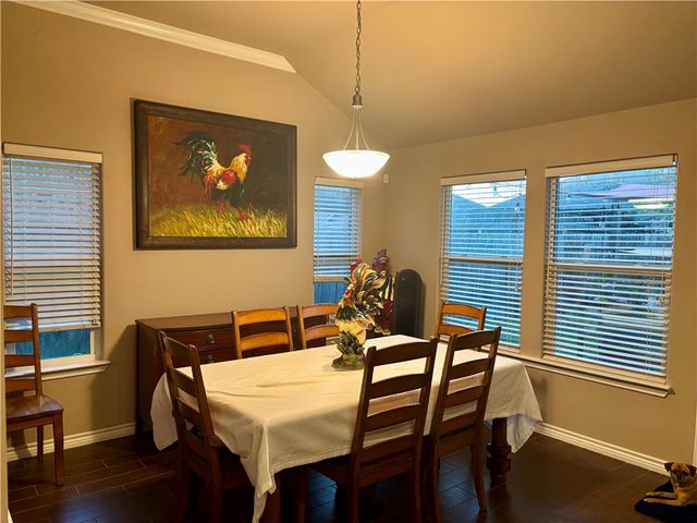 2220 Mangrove Dr, Portland, TX 78374