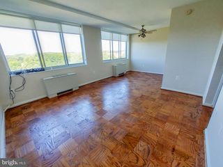 10401 GROSVENOR PL #1324, Rockville, MD 20852