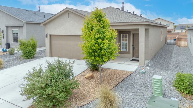 4850 Grizzly Peak Road NE, Rio Rancho, NM 87144