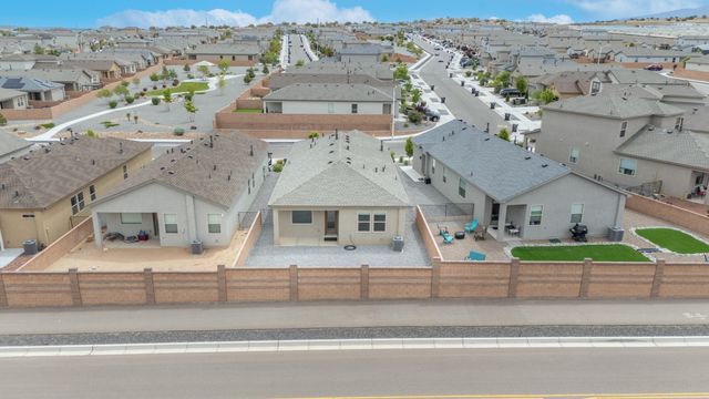 4850 Grizzly Peak Road NE, Rio Rancho, NM 87144