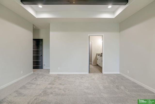 10110 Laramie Street, Papillion, NE 68046