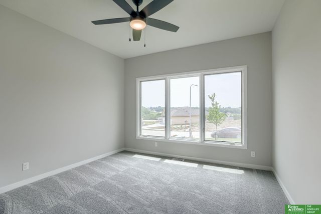 10110 Laramie Street, Papillion, NE 68046