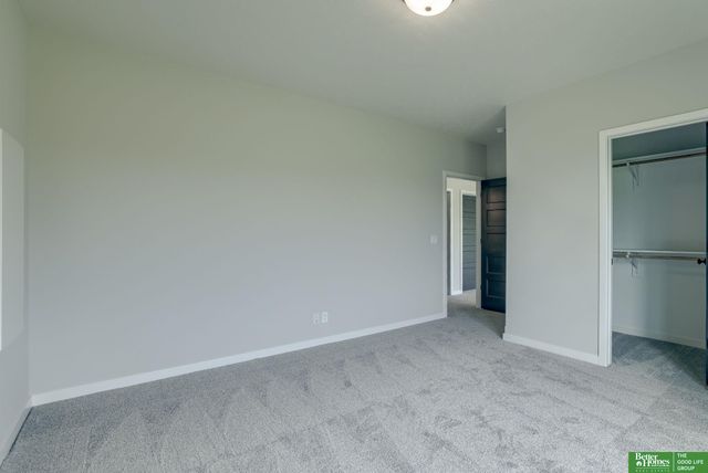 10110 Laramie Street, Papillion, NE 68046