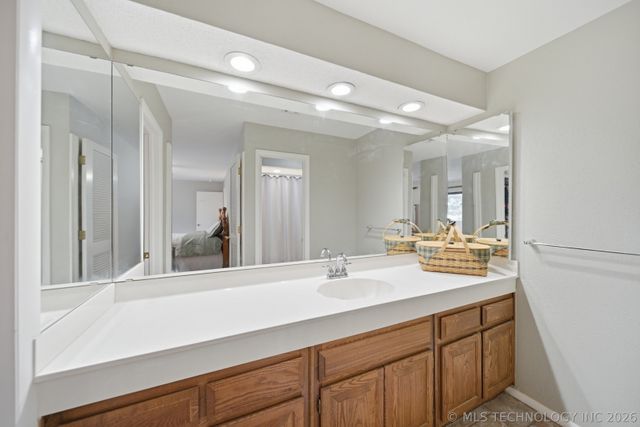 2840 E 84th Street 20, Tulsa, OK 74137