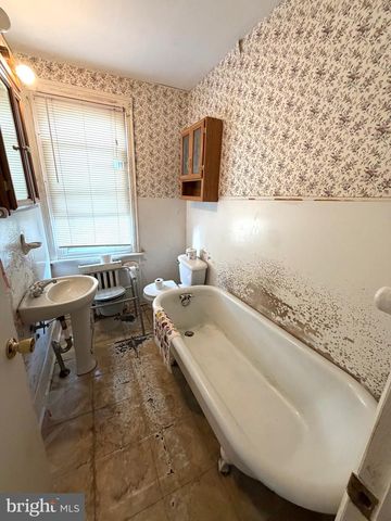 4638 E STILES ST, Philadelphia, PA 19137