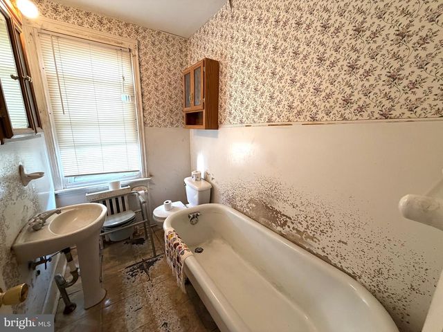 4638 E STILES ST, Philadelphia, PA 19137