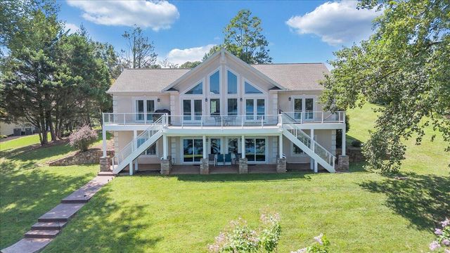 451 Sourwood DR, Hardy, VA 24101