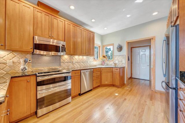 451 Sourwood DR, Hardy, VA 24101