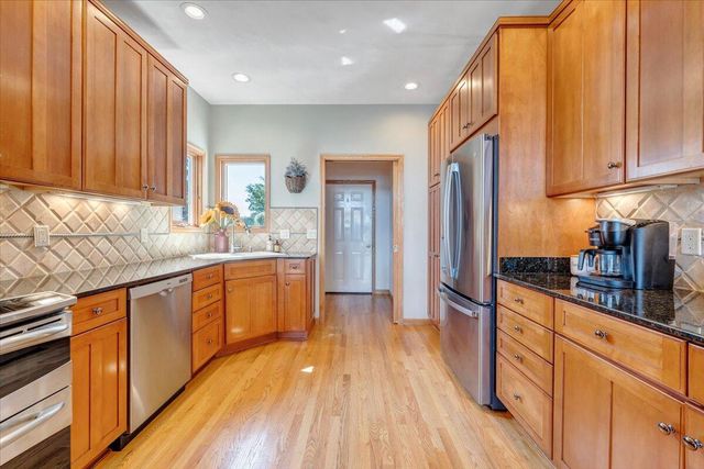 451 Sourwood DR, Hardy, VA 24101