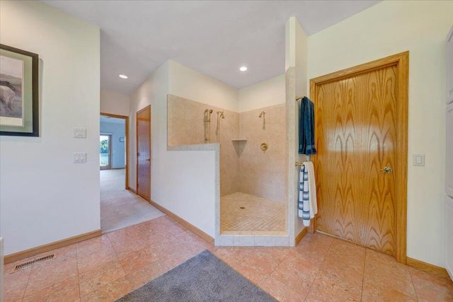 451 Sourwood DR, Hardy, VA 24101