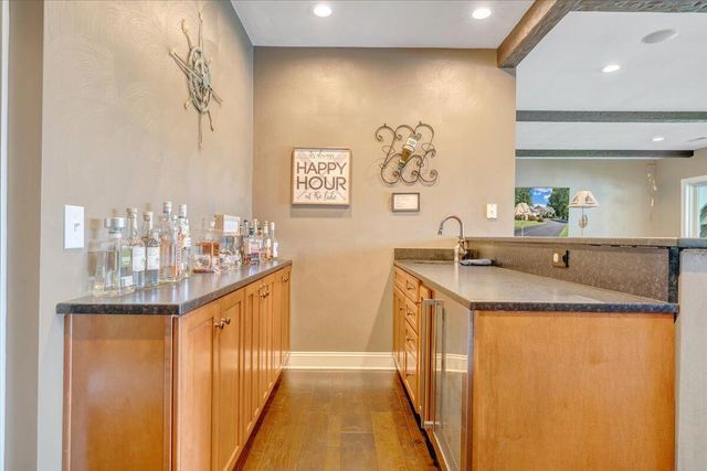 451 Sourwood DR, Hardy, VA 24101