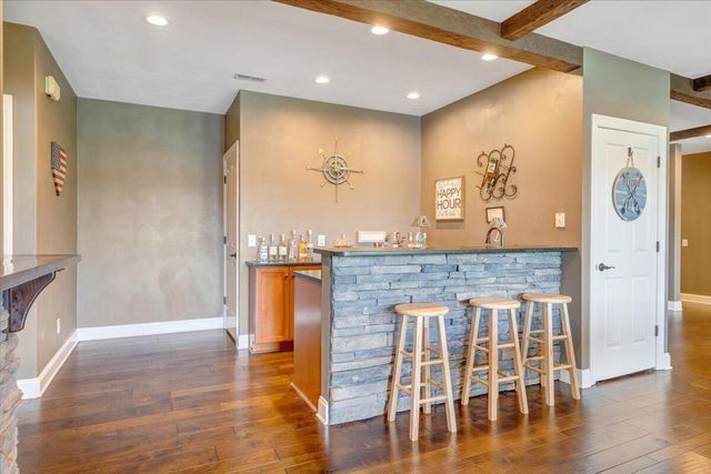 451 Sourwood DR, Hardy, VA 24101