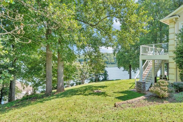 451 Sourwood DR, Hardy, VA 24101