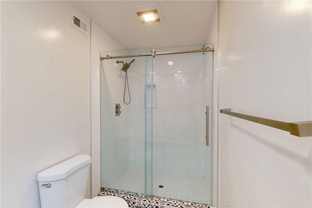 860 Mandalay Beach Road, Oxnard, CA 93035