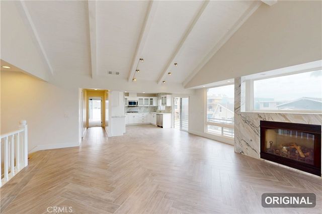 860 Mandalay Beach Road, Oxnard, CA 93035