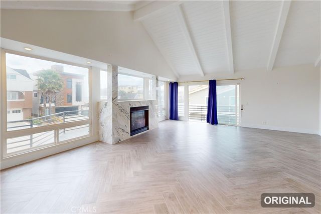 860 Mandalay Beach Road, Oxnard, CA 93035