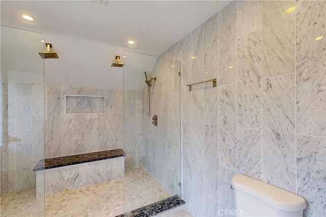 860 Mandalay Beach Road, Oxnard, CA 93035