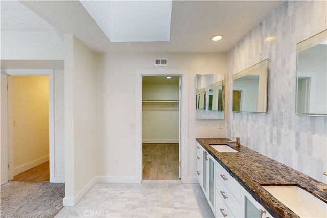 860 Mandalay Beach Road, Oxnard, CA 93035