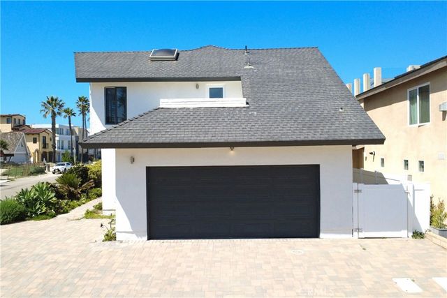 860 Mandalay Beach Road, Oxnard, CA 93035