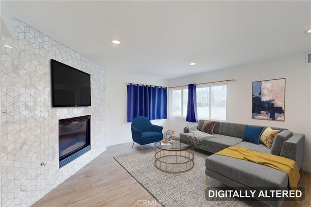 860 Mandalay Beach Road, Oxnard, CA 93035
