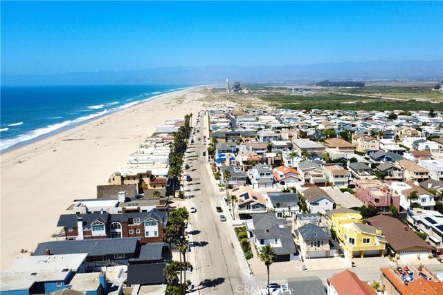 860 Mandalay Beach Road, Oxnard, CA 93035