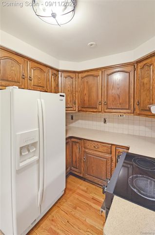 44819 Duffield Avenue, Sterling Heights, MI 48314