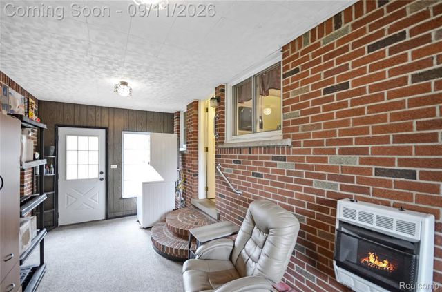 44819 Duffield Avenue, Sterling Heights, MI 48314